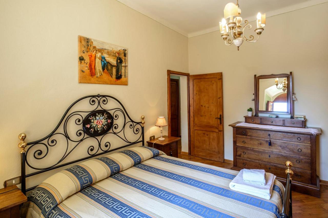 Sangi Studio Apartment - With Amazing View Of The Duomo San Gimignano Luaran gambar